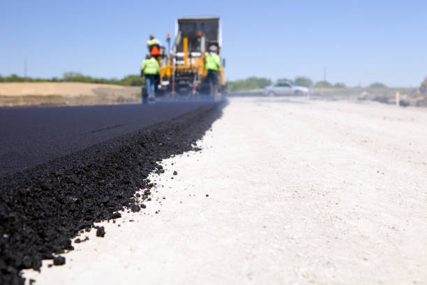 Best Driveway Paving Contractor  in Ashland City, TN